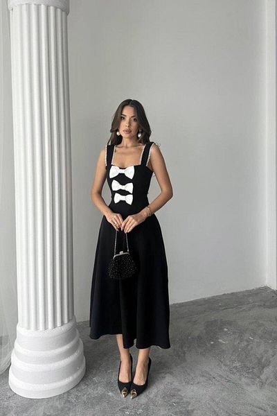 Silerra Black Bow Garnished Lace Dress