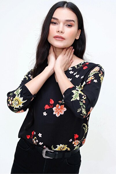 NEW LAVİVA Γυναικεία μαύρη μπλούζα τριών τετάρτων με λουλουδάτο μοτίβο κανονικής κοπής σε κανονικό μέγεθος