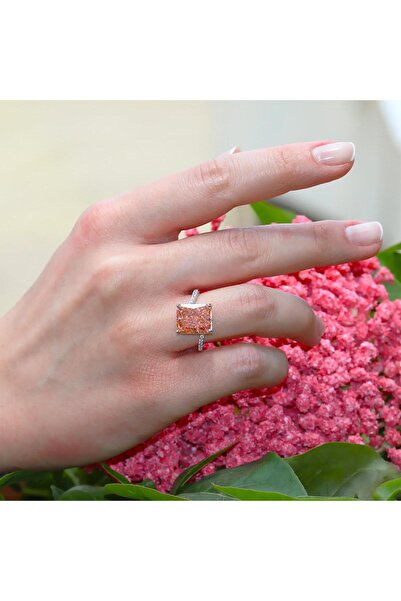 Necati Gün Emerald Icecut Taşlı Gümüş Yüzük