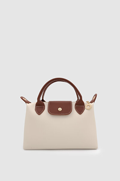 Wuclo حقيبة يد نيلو جلدية بحزام متقاطع مع سحاب وإغلاق مغناطيسي، كريمي تان