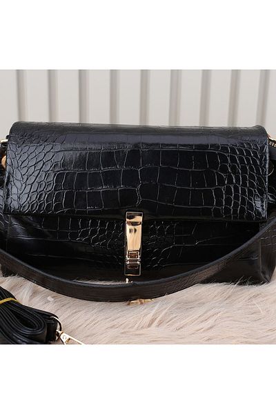 lucky horse Three-Eye Shoulder and Crossbody Bag