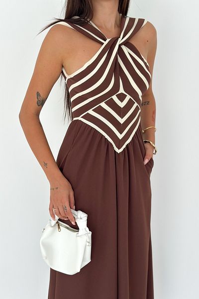 FEMELLE Rochie din țesătură creponată cu fustă maro pentru femei (model slim)