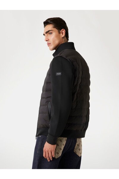 Guess Yan Kol Logolu Teknik Stretch Scuba Şişme Mont M4YL37WG9U2