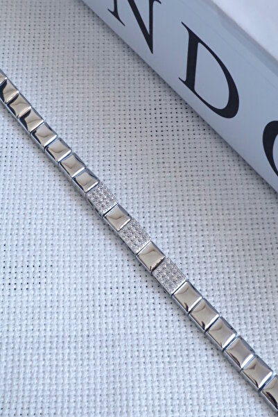 DEMOKAN Kadın Bileklik Kararmaz 14k Altın Renk Vip Seri İthal Kare Zirkon Bil...