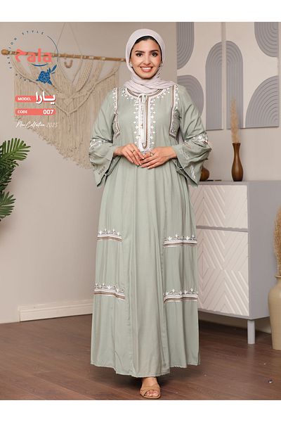 Hala Embroidered reception jalabiya made of light and soft linen fabric that gives you a feeling of comfort and freshness