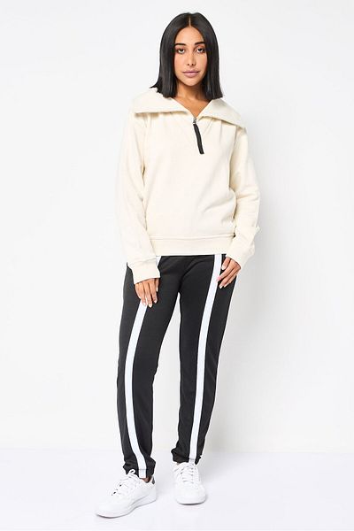 Reebok Women Sportswear Fit Long Sleeves Outdoor Sweatshirt, Cream