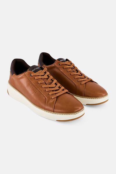 Tommy Hilfiger Men Hines Lace Up Sneakers, Brown