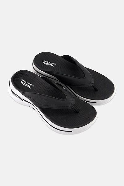 SKECHERS Men Go Walk Arch Fit Slip On Sandal, Black