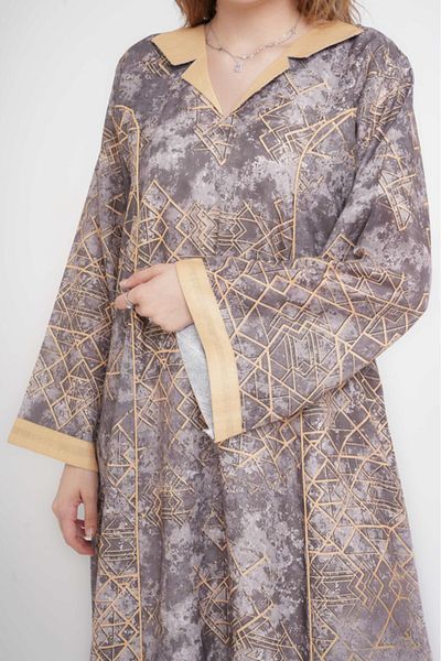 IKKXA Elegant Patterns Collared Jalabiya