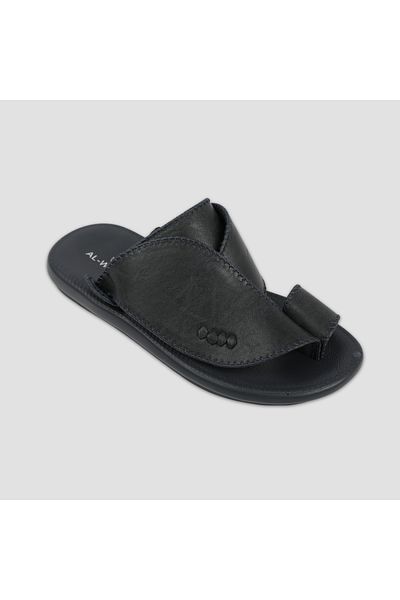 alwastta Middle Eastern medical shoe