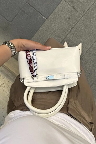 LEONAS Γυναικεία τσάντα χεριού και ώμου με λεπτομέρεια ζώνης με αξεσουάρ Simon White