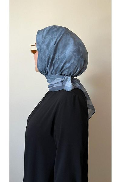 ESSLERA Cloud Pattern Soft Scarf