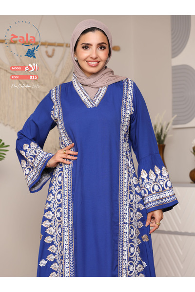 Hala جلابية استقبال مطرزة ومصنوعة من قماش الكتان الخفيف والناعم يمنحك شعورًا ...