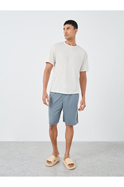 Styli Back Graphic Print T-Shirt and Shorts Set