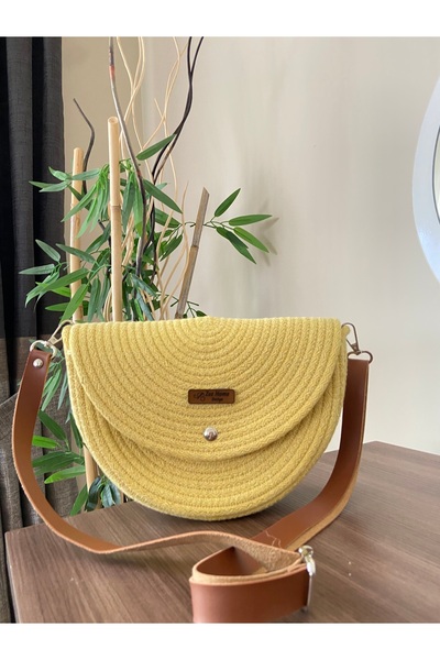 Zeshome Zes Half Moon Bag