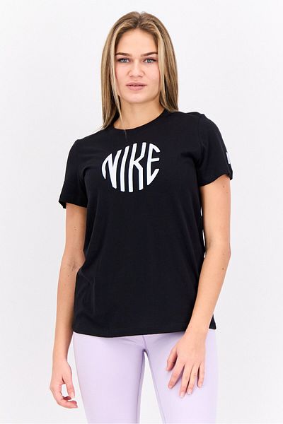 Nike Women Sportswear Fit Short Sleeve Outdoor Top, Black