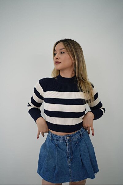 CULTURE BOUTIQUE Women's Striped Premium Knitwear Crop