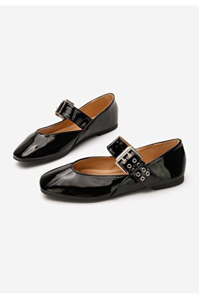 B T Shoes Women's Sartia black ballet flats