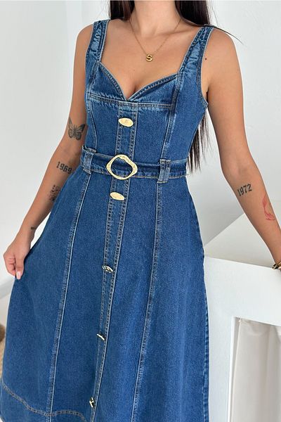 FEMELLE Rochie din denim cu curea cu cataramă aurie – rochie midi din jeans cu decolteu în V, nasturi și buzunare