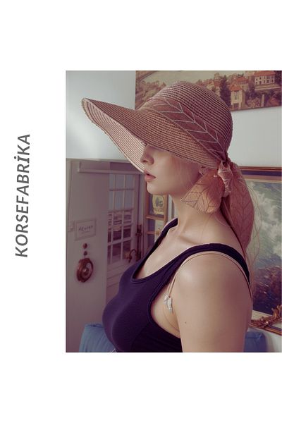 korsefabrika trend mood store Stylish and Functional Straw Beach and Casual Hat with Wide Brim Sun Visor