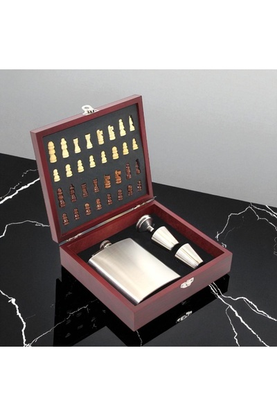 Kuzey Tacı Premium Chess & Flask Combination Set Vip