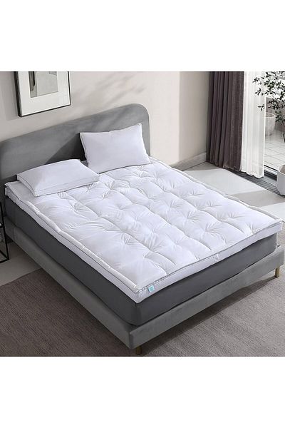 Cottage plush mattress topper with a down proof finish - 120*200*10cm
