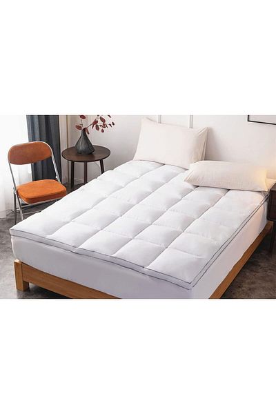 Cottage plush mattress topper with a down proof finish - 120*200*10cm