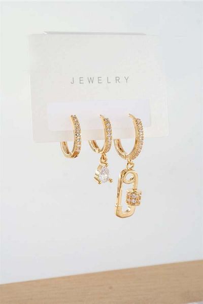 By Zeyna Aksesuar Women's Vip Series Antiallergic Baguette Zircon Stone 3-Piece Earrings