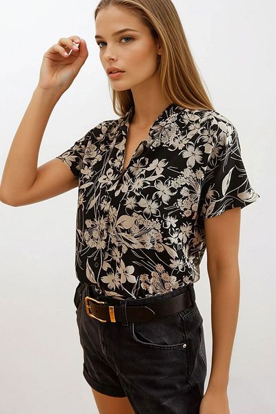 VAGGON Women's Black White Floral Viscose Bat Shirt Vs00685