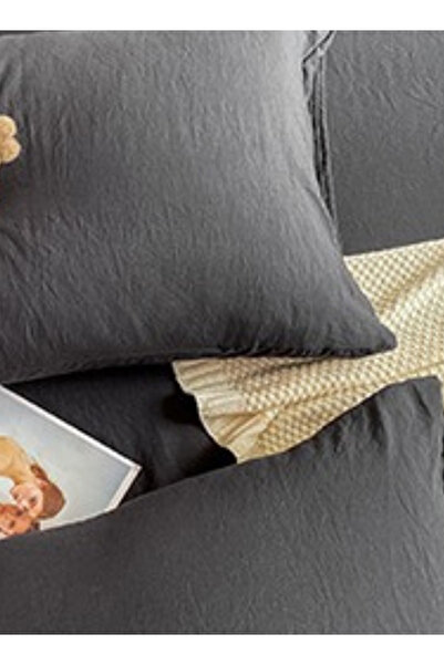 LUNA HOME 3-Piece Set: single-size fitted bedsheet and two pillowcases, washable cotton in a black color.