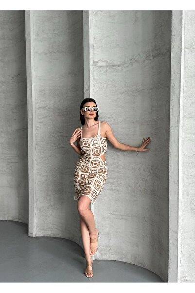 VENUS BOUTİQUE Bohem Desenli Örme Detaylı Yandan Pencere Askılı Mini Elbise – Bej