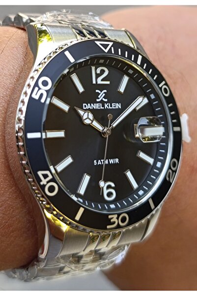 Daniel Klein erkek saat