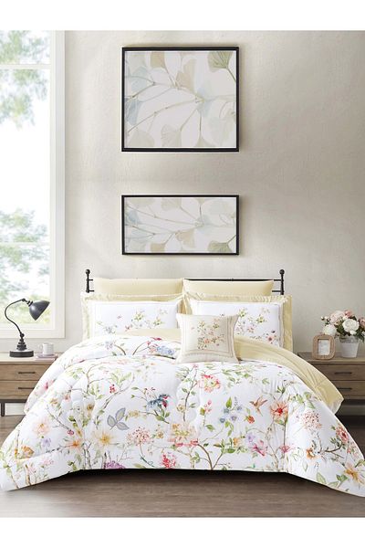 Donetella 7-Piece Digital Print Comforter Set – King Size Fits 200x200 cm, Soft Microfiber Bedding Set.
