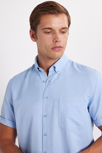 Tudors Men's Classic Regular Fit Relaxed Fit Button down Sport Collar Oxford Cotton Short Sleeve Blue Shirt