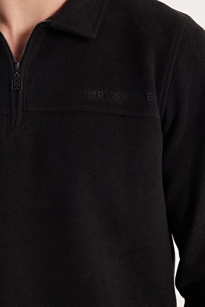 Tudors Мъжки стандартен фит от памук, плетен материал, поло с половин цип, черен суичър с принт.