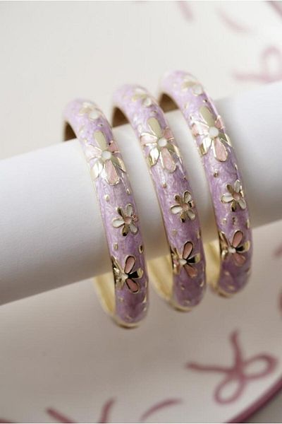 AŞIK ACCESSORIES Lilac Floral Enamel Handcuff Bracelet