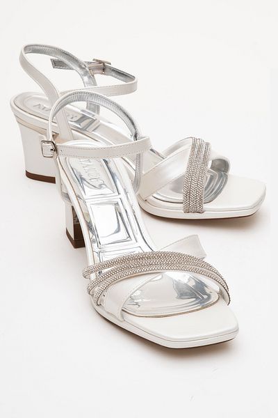 Ataköy Ayakkabı WOMEN'S Rhinestoned Thick Heeled SHOES