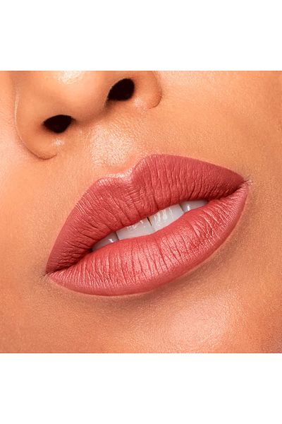 L'Oreal Paris Ruj mat cu efect de volum si culoare intensa, COLOR RICHE, 635 worth it, 26 g