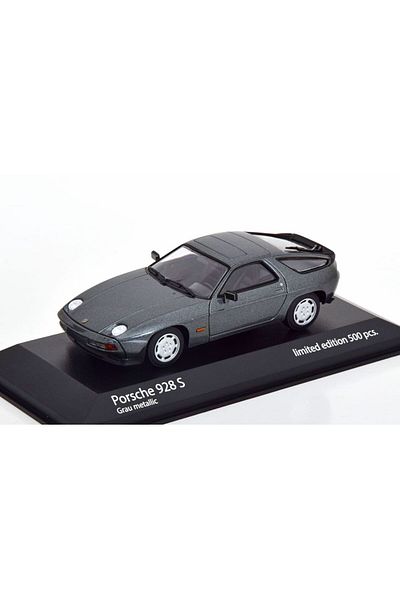 Minichamps Porsche 928 S 1978 model car 1:43