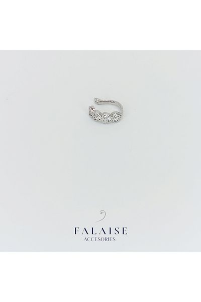 Falaise Accessories KIKIRDAK EARRING WITH HEART - SILVER