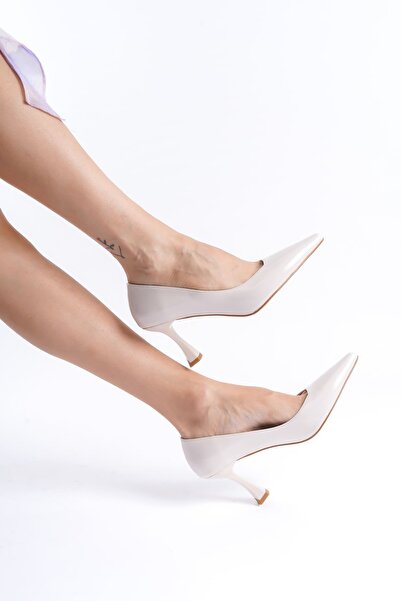 Zerenyus Cordelia Premium Women's Beige Patent Leather Stiletto