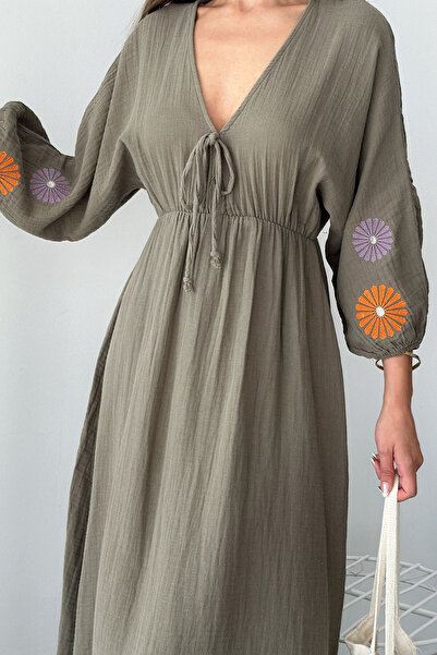 VAGGON Γυναικείο μακρύ φόρεμα με κορδόνια με μανίκια μπαλόνι με λαιμόκοψη Vs00669