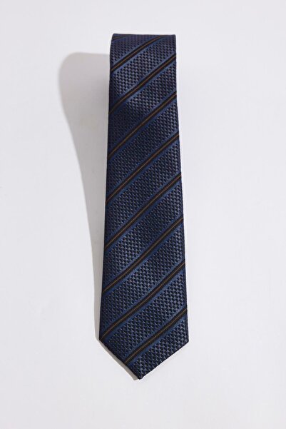 Tudors Desenli Klasik Cep Mendilli Erkek Kravat