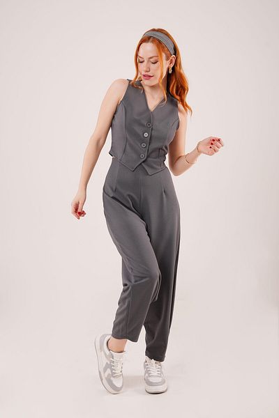 modamtn Carrot Cut Gray Trousers