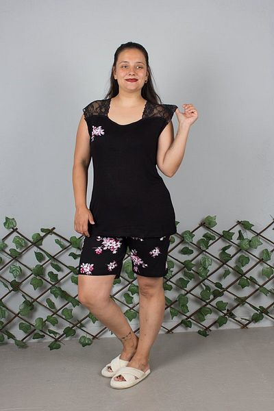 Truva XXL Black Shorts Pajama Set with Shoulder Lace Detail and Floral Pattern Plus Size Chic
