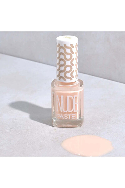 Pastel طلاء الأظافر