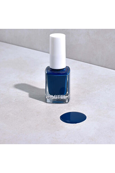 Pastel Nail Polish