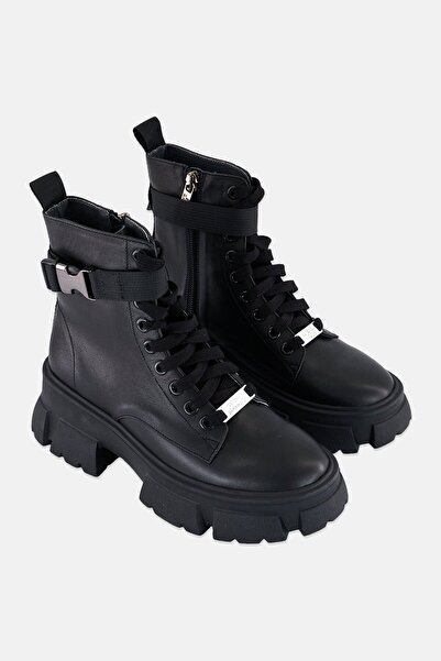 Steve Madden Women Tanker-L Lace Up Ankle Boots, Black