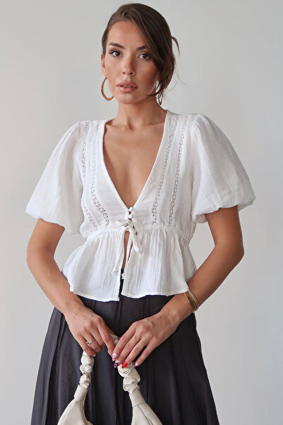 VAGGON Women's White V-Neck Half Sleeve Front Tie Blouse Vs00384