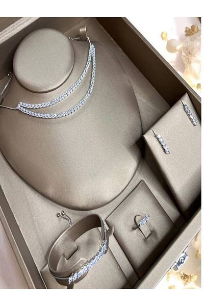 Generic Free Zeiss 4-piece soft zircon set with a luxurious box